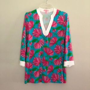 Lilly Pulitzer Flower Print V Neck Tunic, Size M